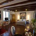 Art Boutique Chamarel 호텔 3*